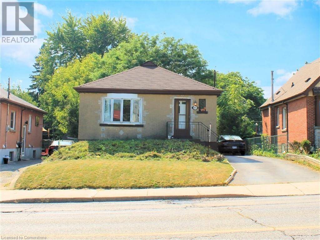 Hamilton, ON L8V1T5,630 FENNELL Avenue