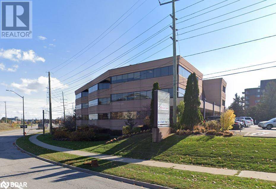Barrie, ON L4M6L2,125 BELL FARM RD #303A - 305