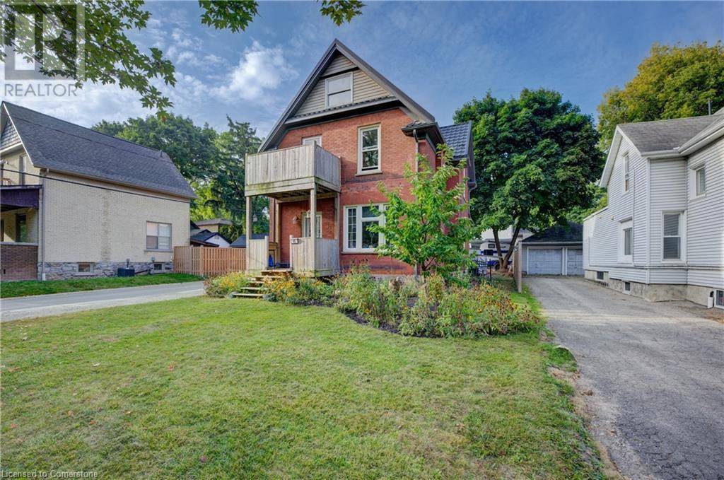 Kitchener, ON N2H4L8,15 ST LEGER Street