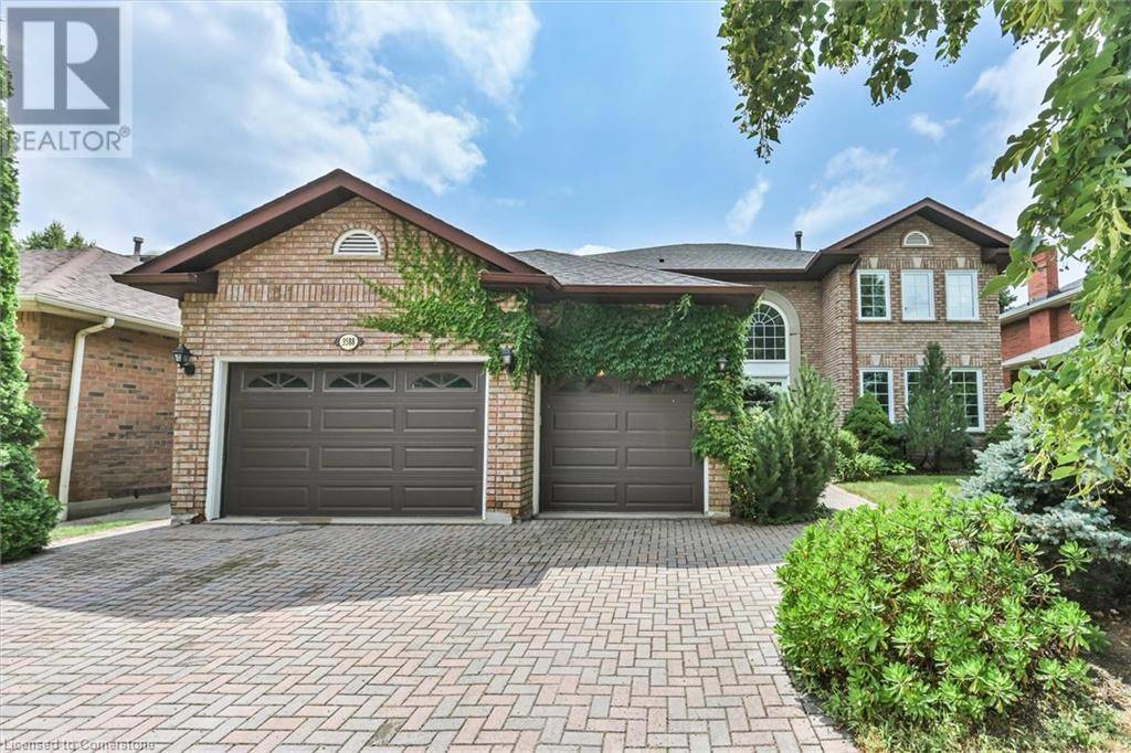 Mississauga, ON L5L3V6,3588 THORPEDALE Court