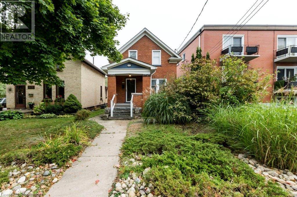 Kitchener, ON N2H5J7,107 WELLINGTON Street N