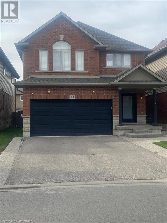 Hamilton, ON L0R1P0,44 PELECH Crescent