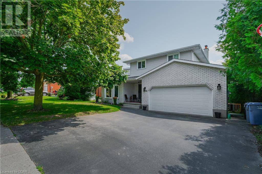 Guelph, ON N1K1P5,104 PINNACLE Crescent