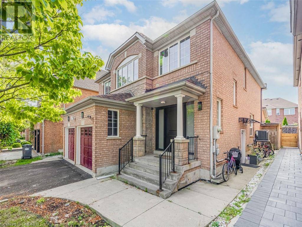 Mississauga, ON L5M6K5,5930 BASSINGER Place