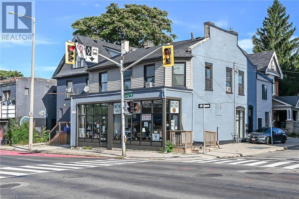 Hamilton, ON L8P1B7,428 KING Street W