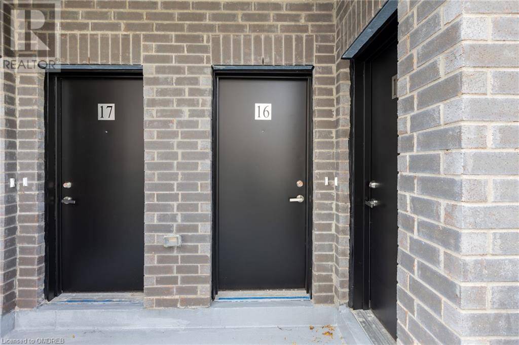 Mississauga, ON L5L0C1,3562 COLONIAL Drive Unit# 16