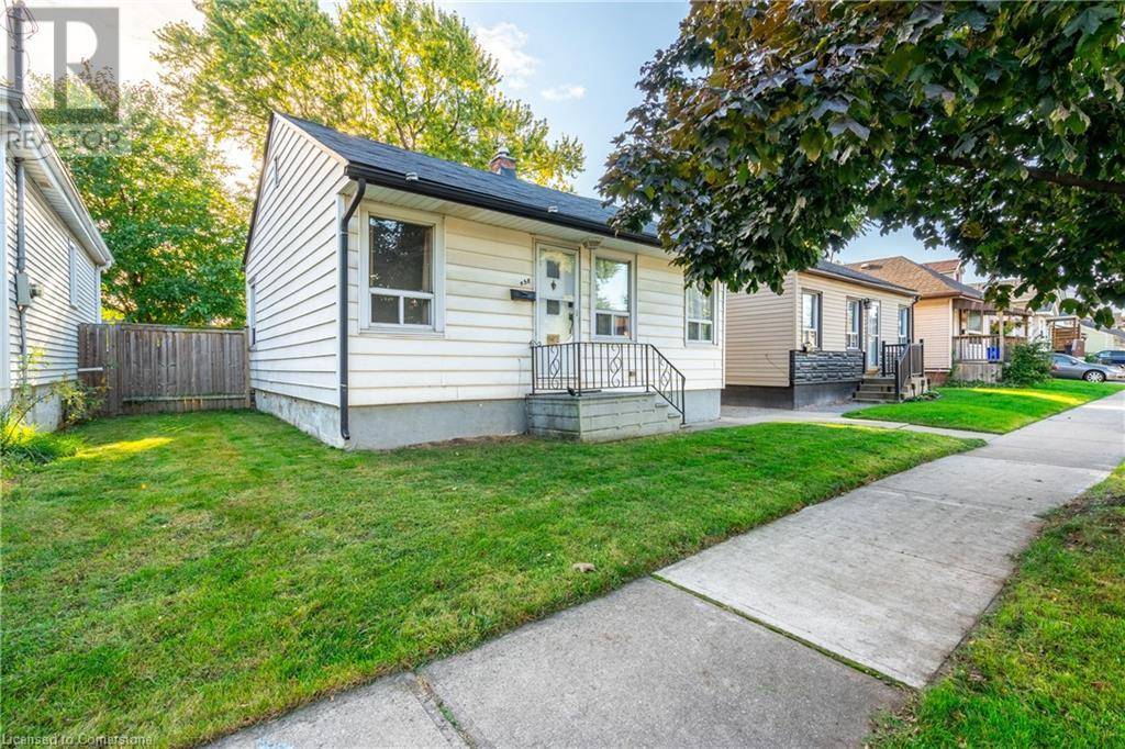 Hamilton, ON L8H5K4,458 PALING Avenue