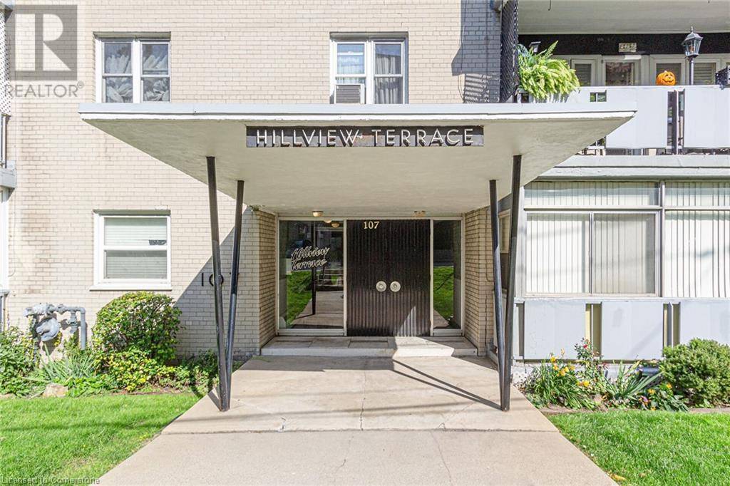 Hamilton, ON L8N2G1,107 ST. JOSEPH'S Drive Unit# 307