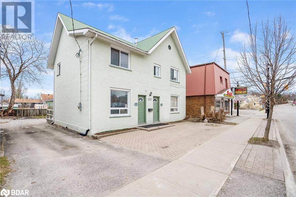 Orillia, ON L3V2Y8,117 COLBORNE Street W