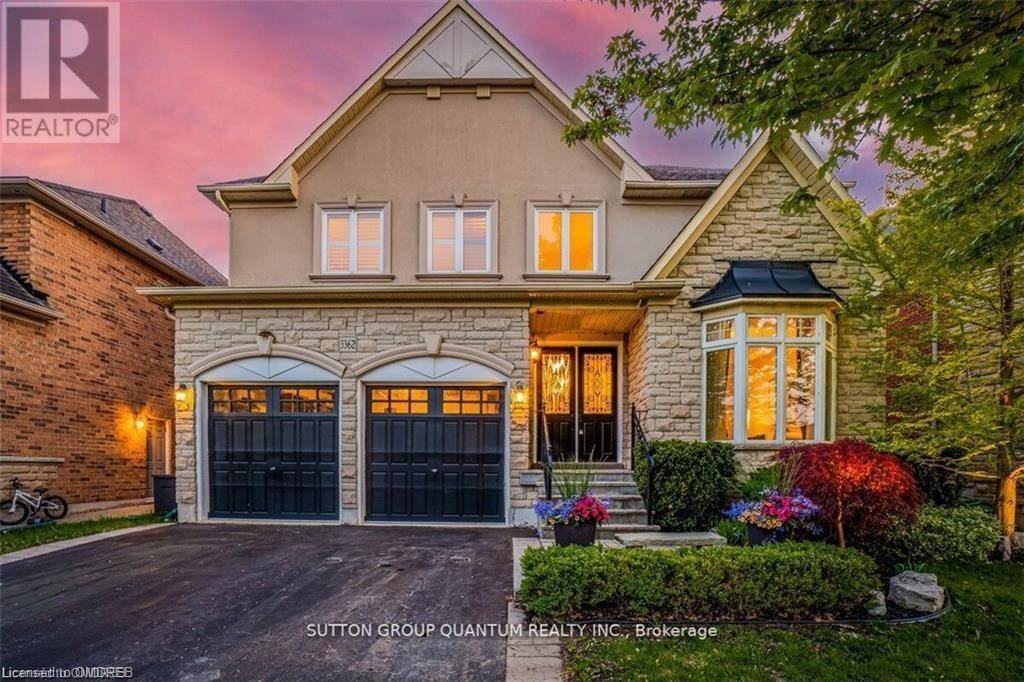 Oakville, ON L6L6W4,3362 FOX RUN Circle