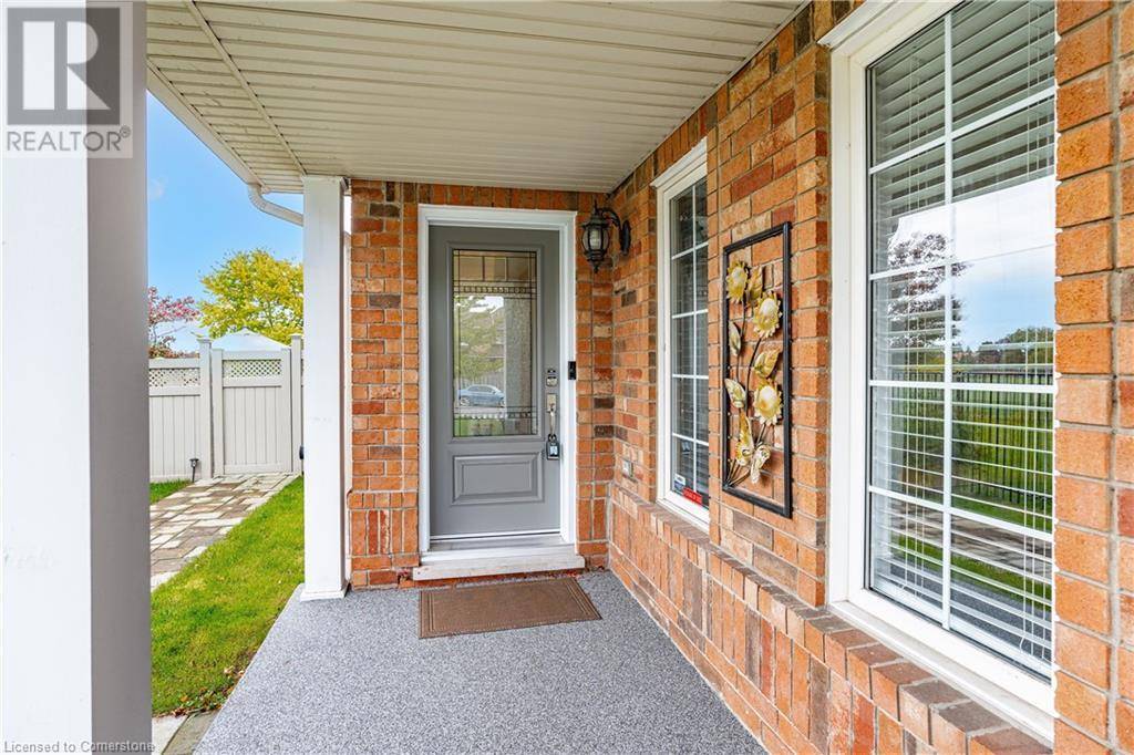 Ancaster, ON L9K1N3,95 THOROUGHBRED Boulevard