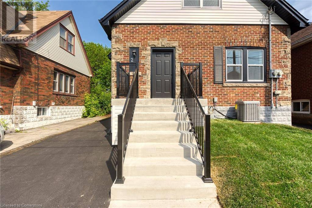 Hamilton, ON L8K3A3,21 WEIR Street S