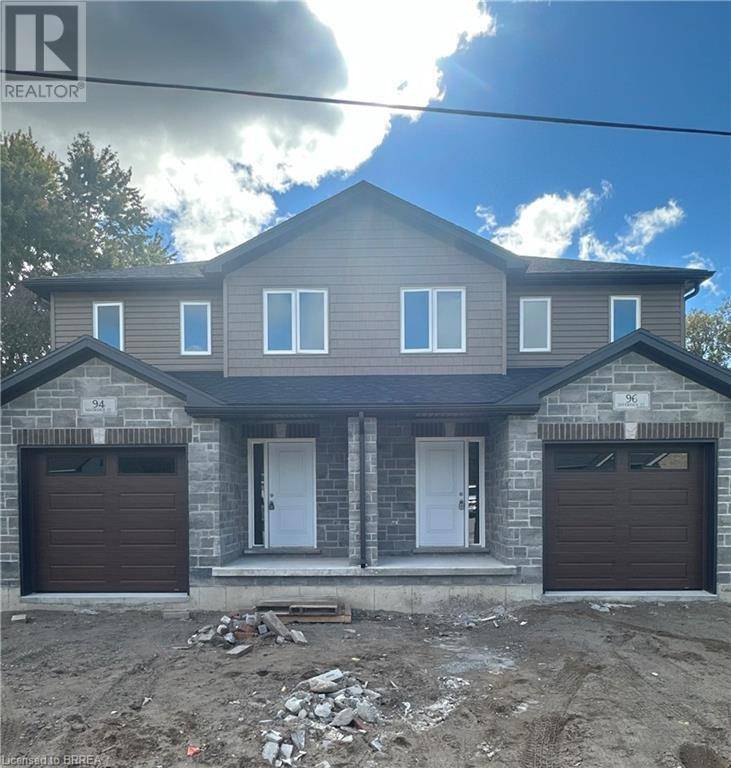 Waterford, ON N3Y2V3,96 SOVEREIGN Street W