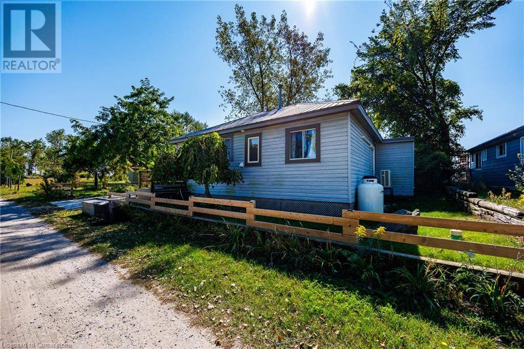 Long Point, ON N0E1M0,205 - 203 HASTINGS Drive