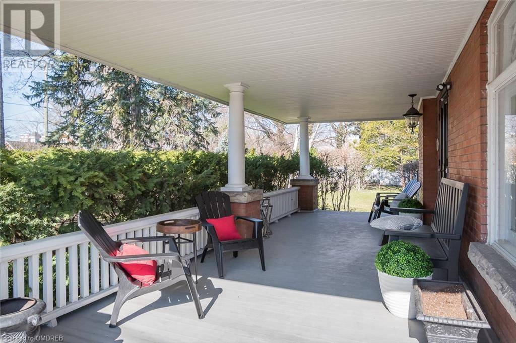 Oakville, ON L6J3H8,397 TRAFALGAR Road