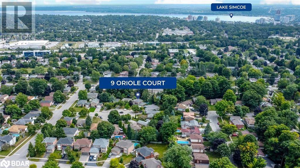 Barrie, ON L4M5N1,9 ORIOLE Court