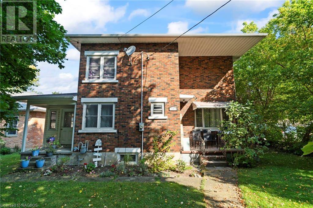 Mount Forest, ON N0G2L1,121 QUEEN Street W