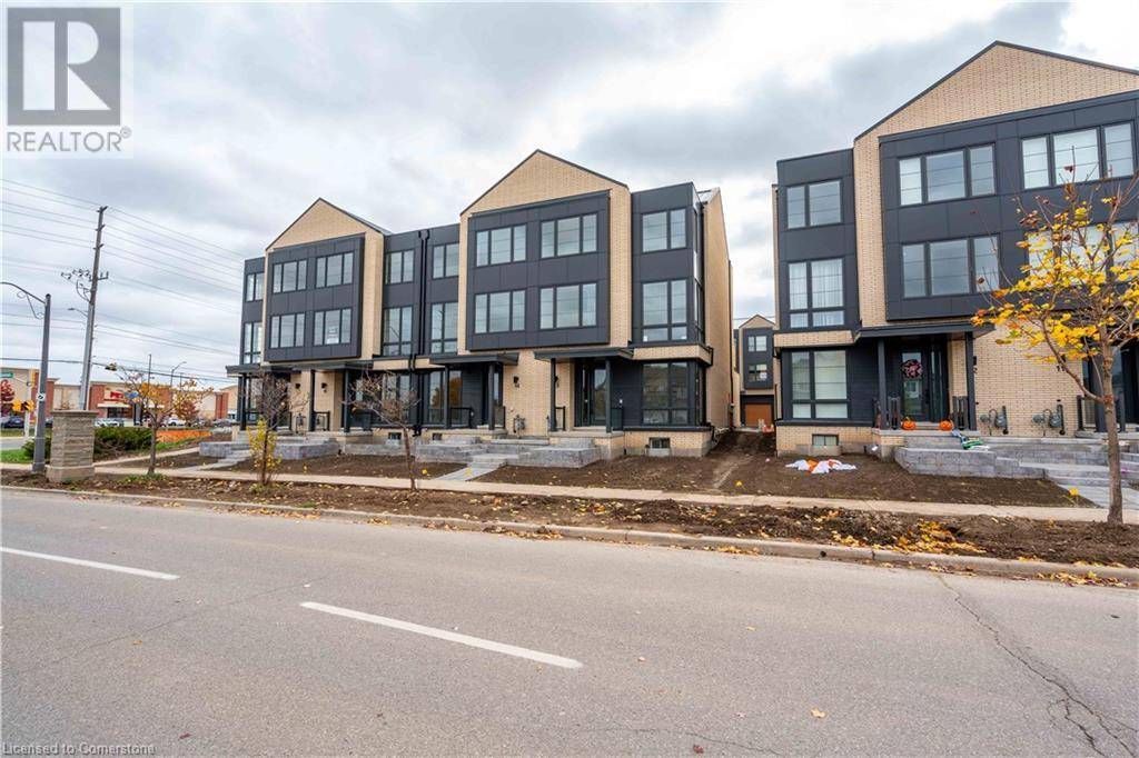 Burlington, ON L7M4Y4,2273 TURNBERRY Road Unit# 13 - LL