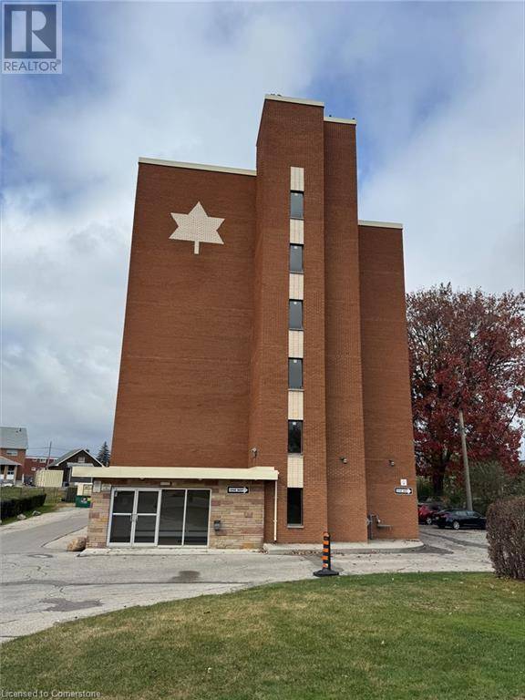 Kitchener, ON N2A1W8,72 WILFRED Avenue Unit# 403