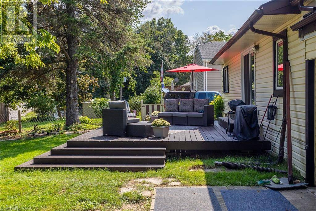 Owen Sound, ON N4K5E3,975 5TH Avenue A W