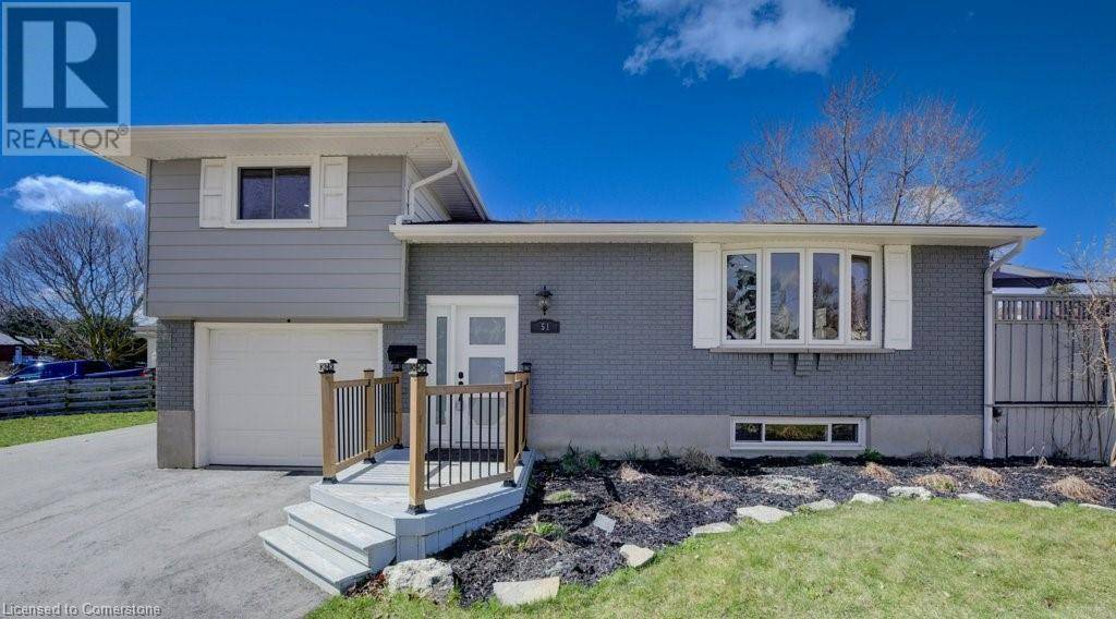 Kitchener, ON N2M2H8,51 ROSSFORD Crescent