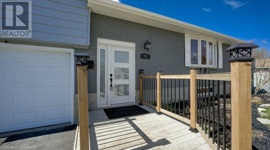 Kitchener, ON N2M2H8,51 ROSSFORD Crescent