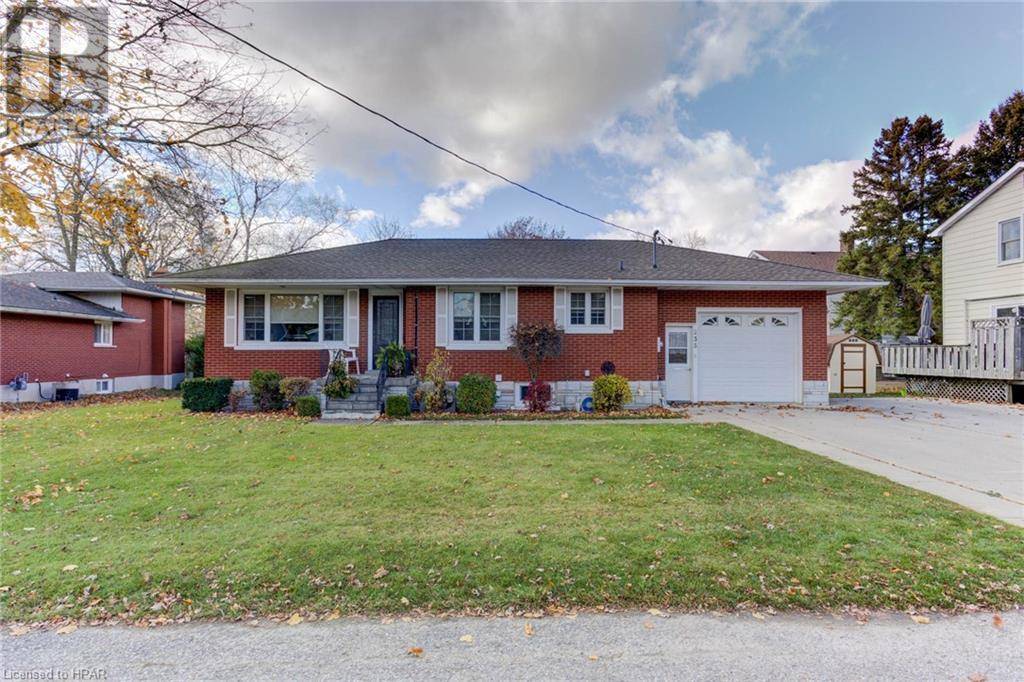 Listowel, ON N4W2L6,235 LILLICO Avenue S