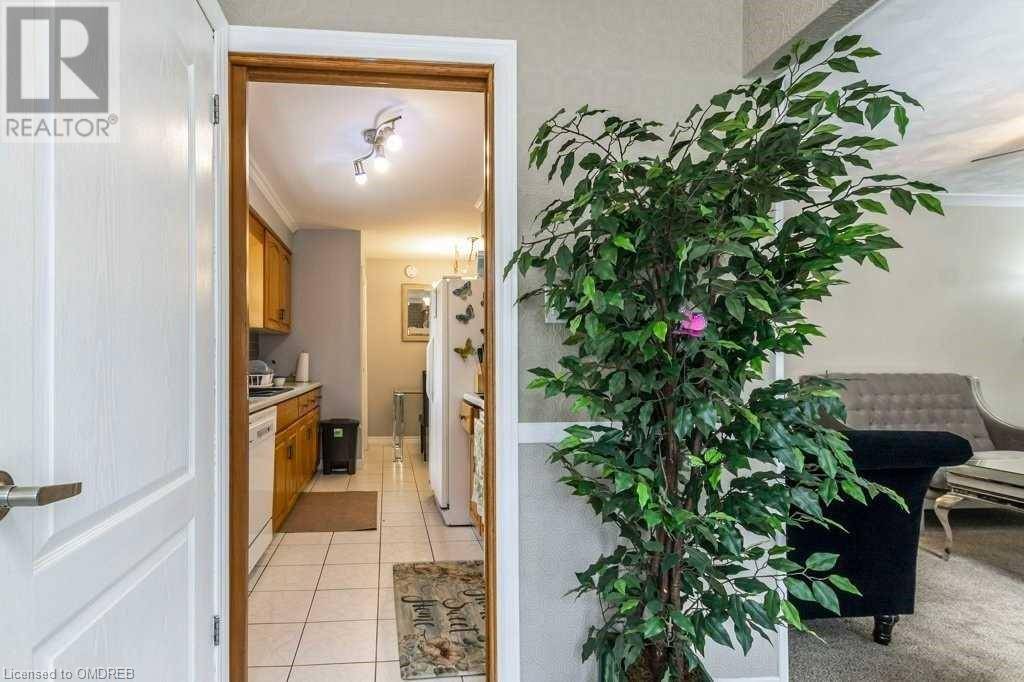 Guelph, ON N1H6C5,50 RIDGEWOOD Avenue Unit# Upper Apt