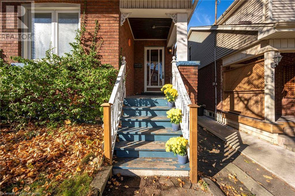 Hamilton, ON L8K2J2,274 EDGEMONT Street S