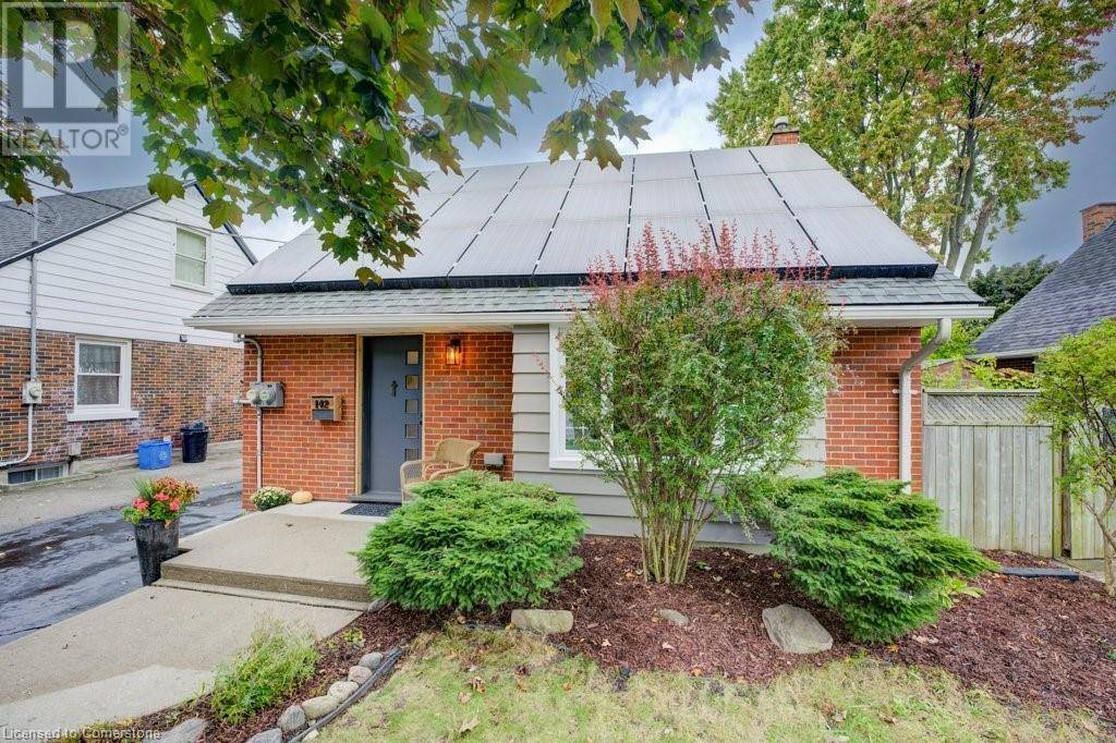 Kitchener, ON N2M1G4,142 SPADINA Road W