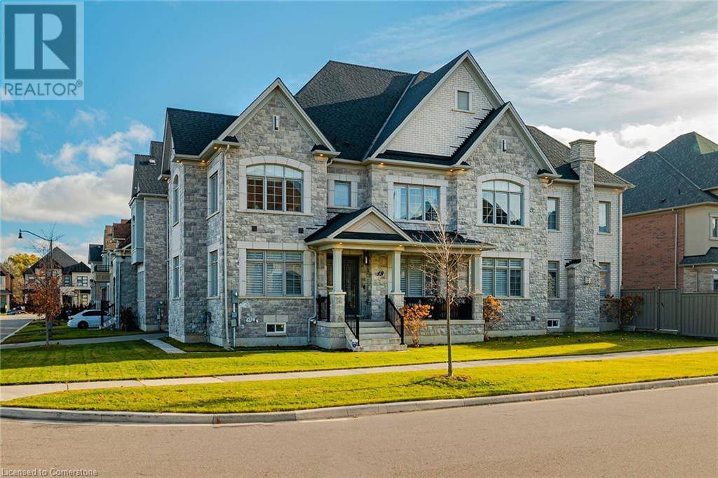 Brampton, ON L6Y6C8,19 GLADIOLUS Street