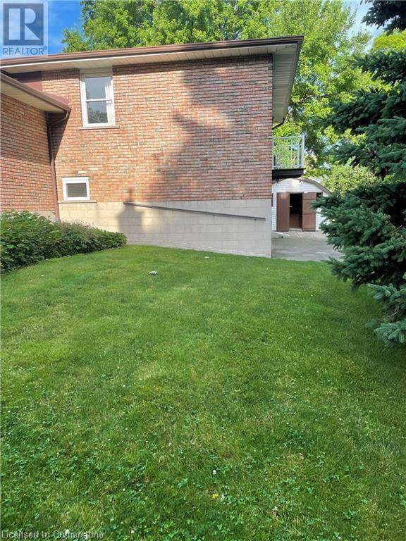 Hamilton, ON L9C5Y6,15 PENLAKE Court Unit# LOWER