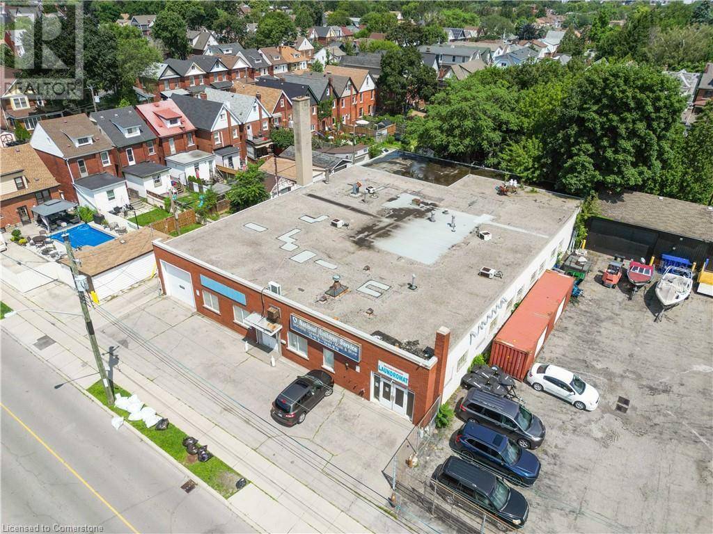 Hamilton, ON L8M2A8,455 CUMBERLAND Avenue