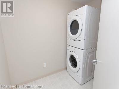 Waterloo, ON N2K0B7,239 AUBURN DR #817