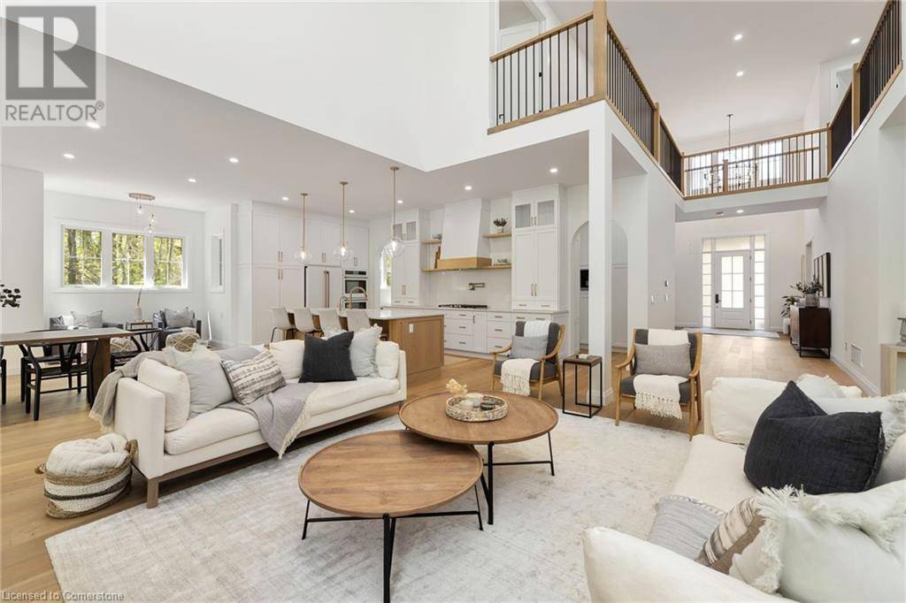 Huntsville, ON P1H1A5,14 ST GEORGES Court