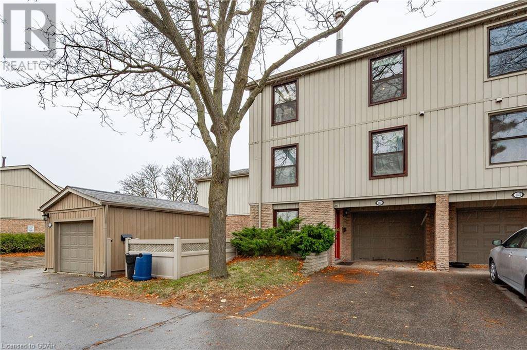 Guelph, ON N1G2L4,141 JANEFIELD AVE Avenue Unit# 43