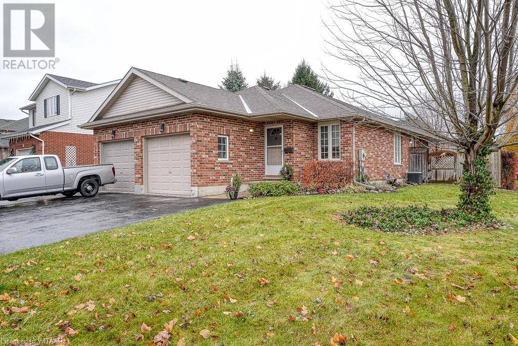 Woodstock, ON N4T1J4,16 CARDINAL Drive