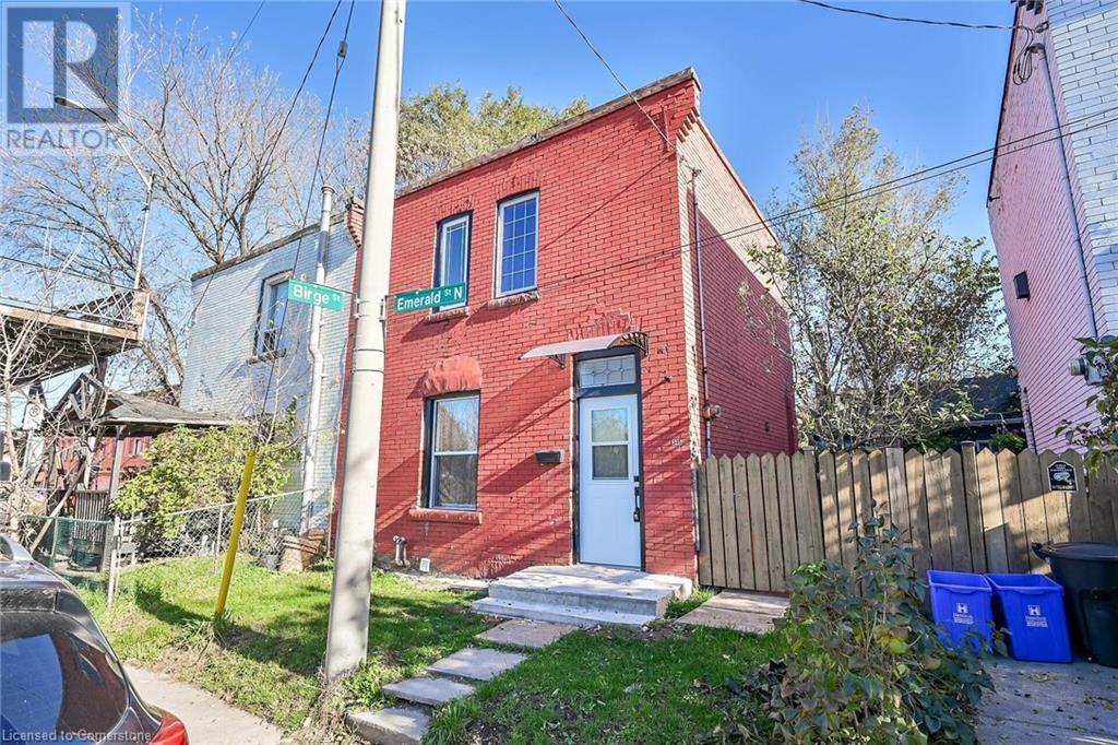 Hamilton, ON L8L5L4,346 EMERALD Street N