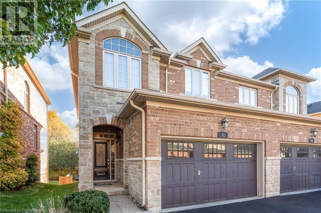 Ancaster, ON L9K0B6,42 OAKHAVEN Place