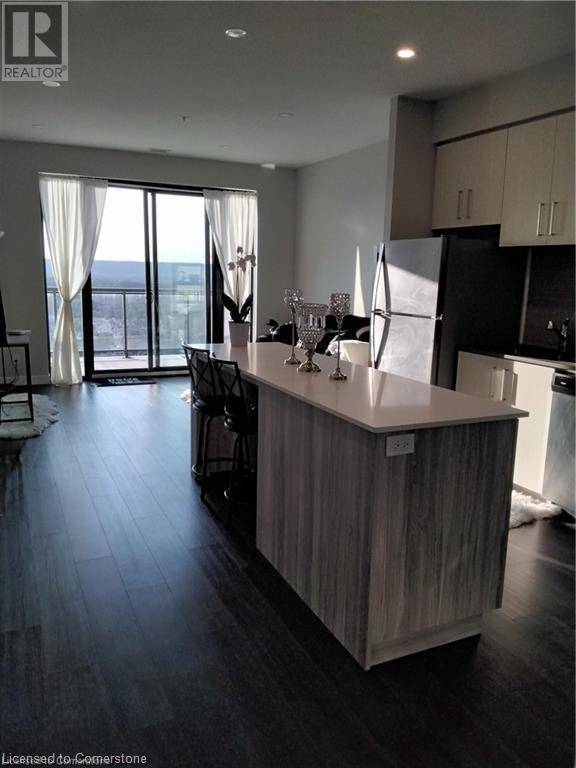 Hamilton, ON L8P0C6,15 QUEEN ST South #2304
