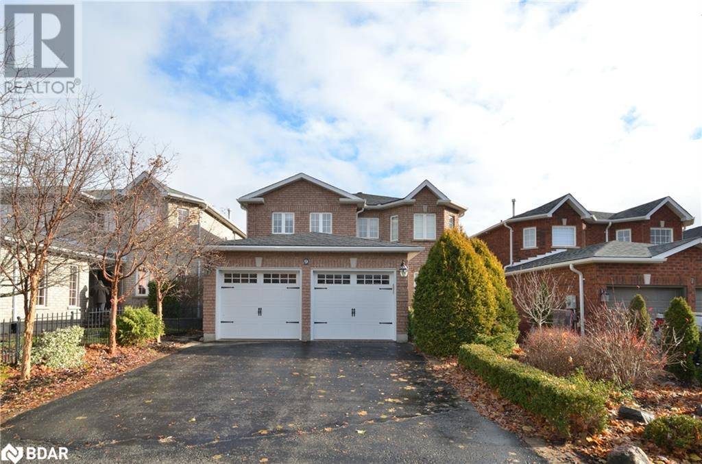 Barrie, ON L4M6N4,9 BROWN WOOD Drive Unit# LOWER