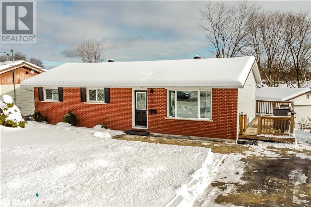 Orillia, ON L3V6G7,2 WALKER Avenue