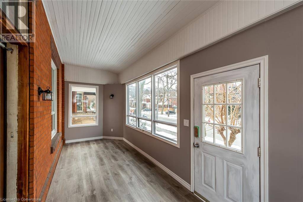 Hamilton, ON L8M2R2,191 SHERMAN AVE South #1
