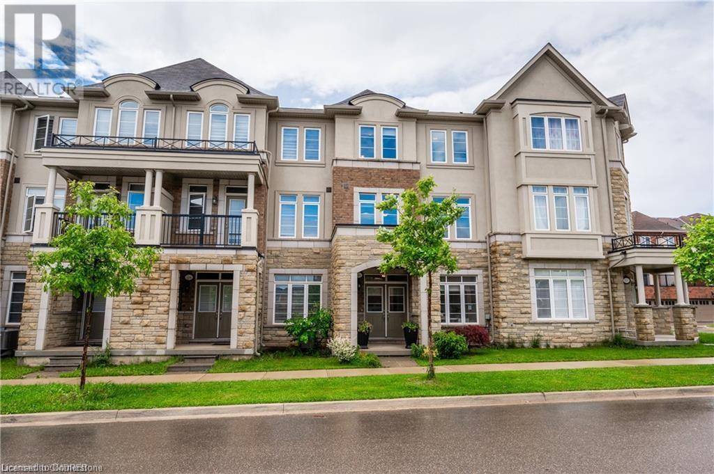 Oakville, ON L6M0X3,3300 ERASMUM Street