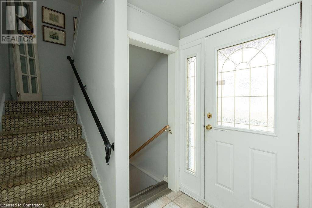 Dundas, ON L9H4N8,9 DON ST #Basement