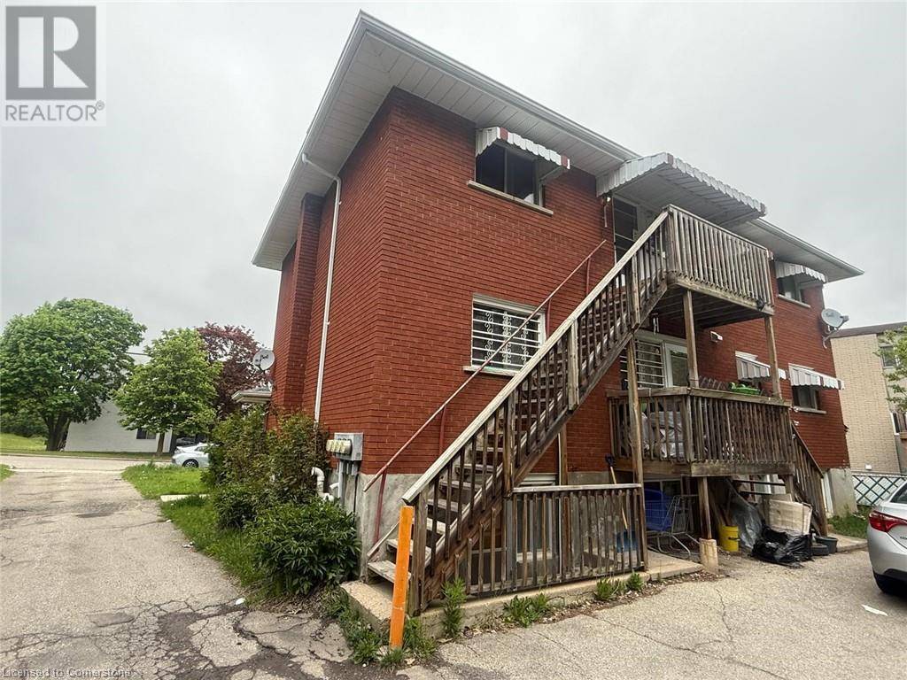 Kitchener, ON N2M2C5,93 BRYBECK Crescent