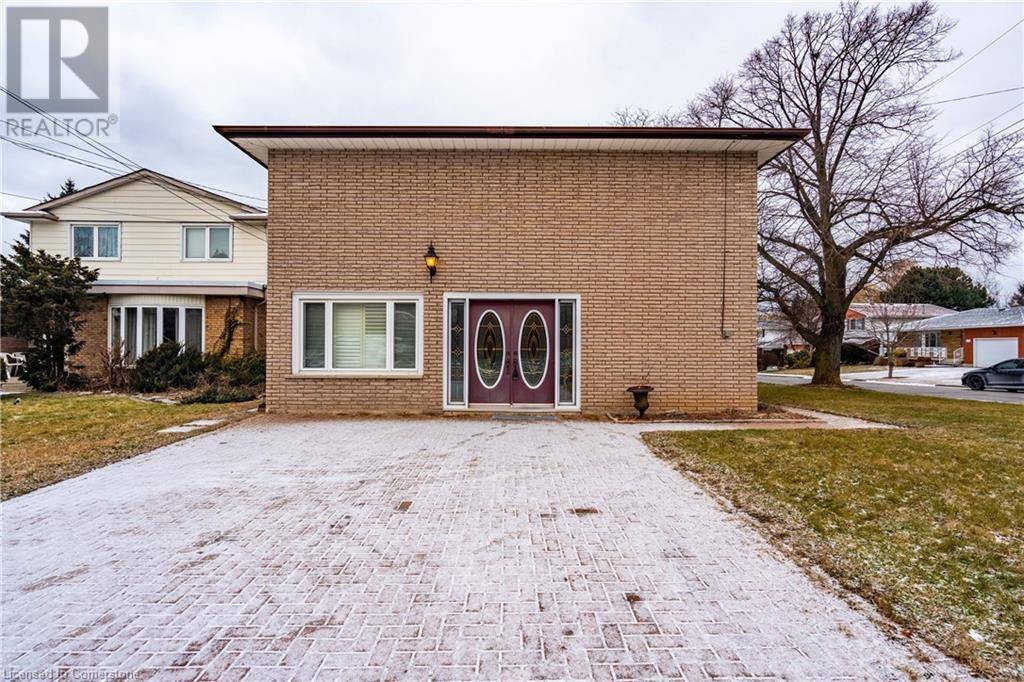 Hamilton, ON L8K5P4,25 BLANCHE Court