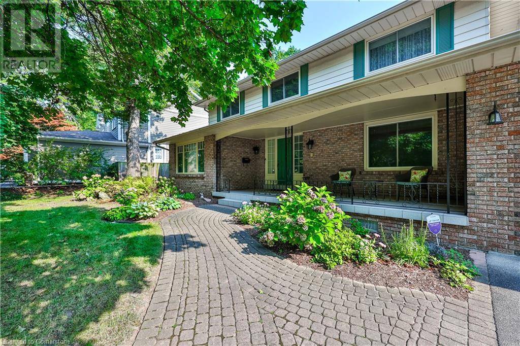 Oakville, ON L6J5V7,335 CAREY Court