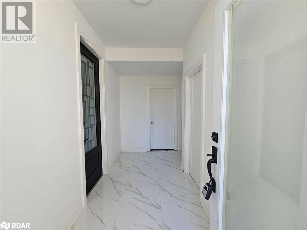 Springwater, ON L9X1Z8,63 VICTORIA WOOD AVE #Basement