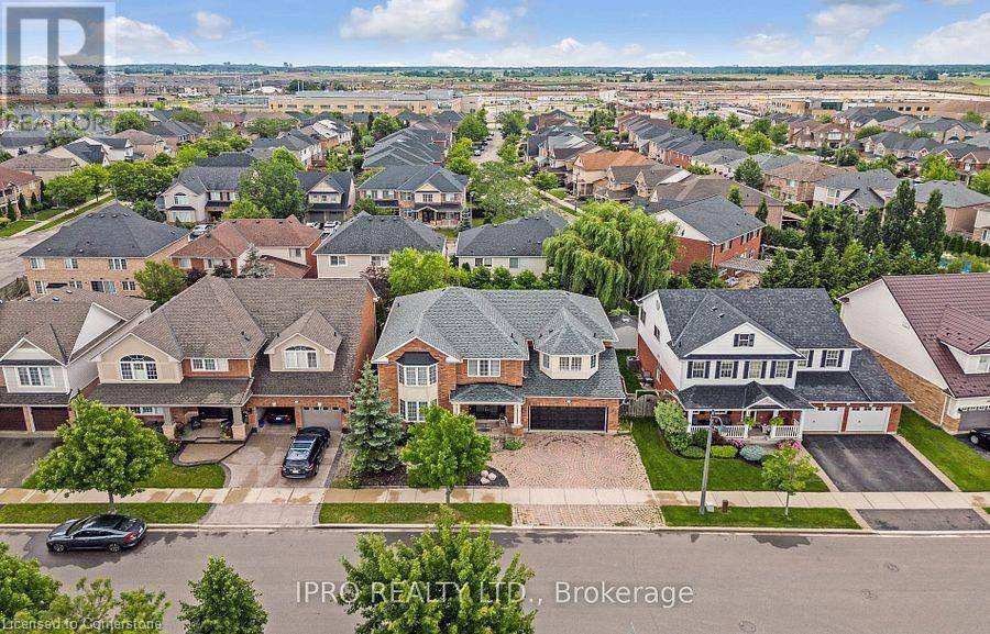 Milton, ON L9T6N4,1382 STOREY Drive